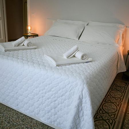Апартаменты Residenza Vecchia Napoli 60 Экстерьер фото