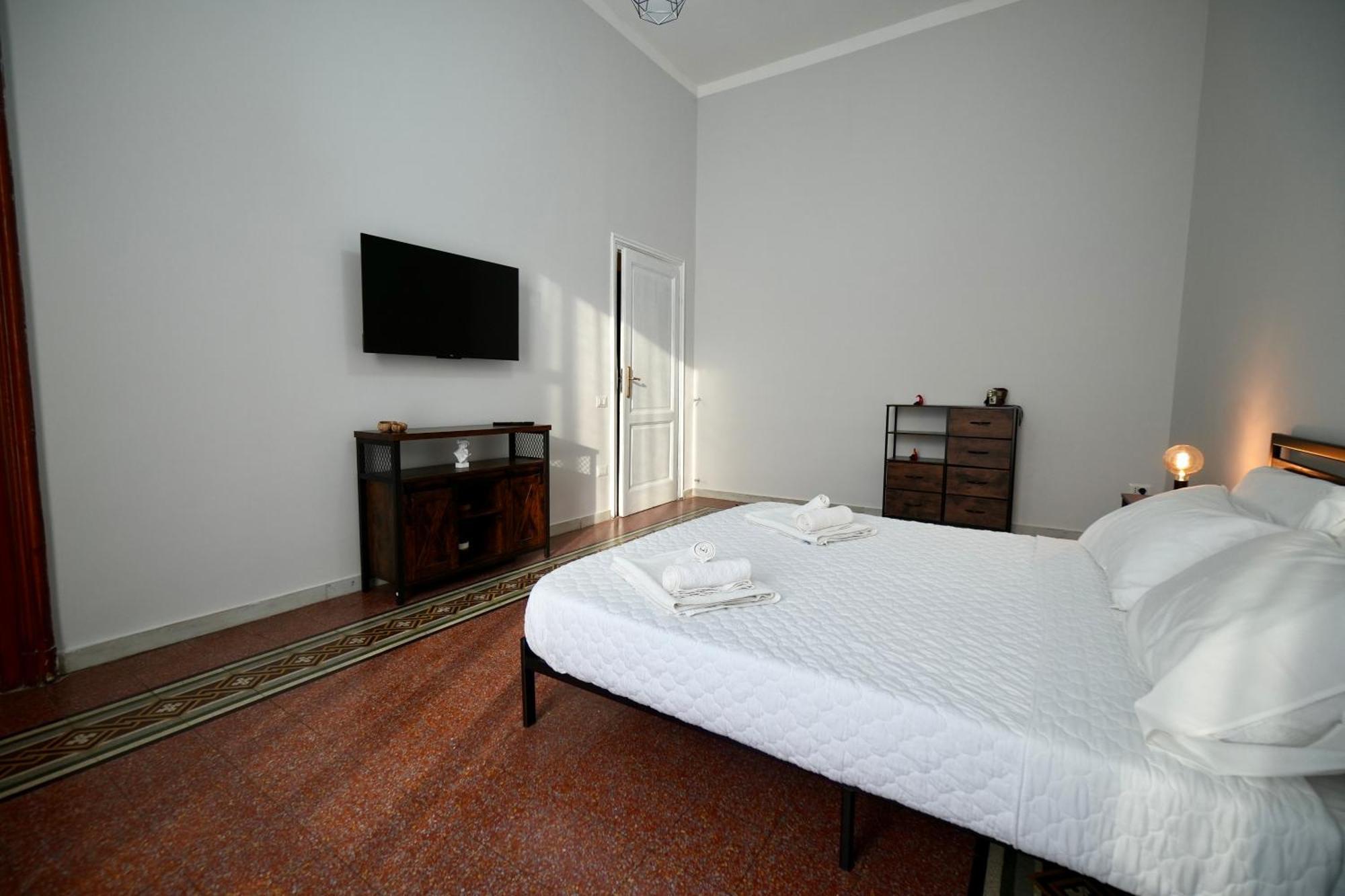 Апартаменты Residenza Vecchia Napoli 60 Экстерьер фото